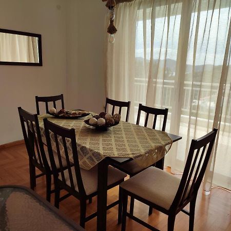 Thea Court Clio & Erato Apartments PalaiónTsiflíkion Zewnętrze zdjęcie