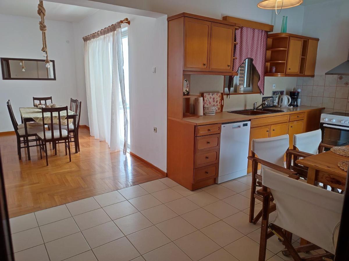 Thea Court Clio & Erato Apartments PalaiónTsiflíkion Zewnętrze zdjęcie