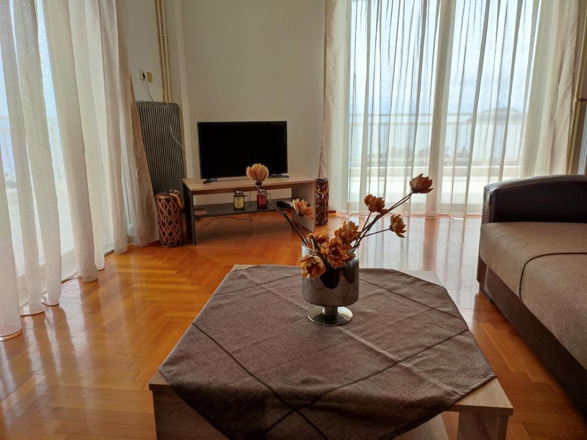 Thea Court Clio & Erato Apartments PalaiónTsiflíkion Zewnętrze zdjęcie
